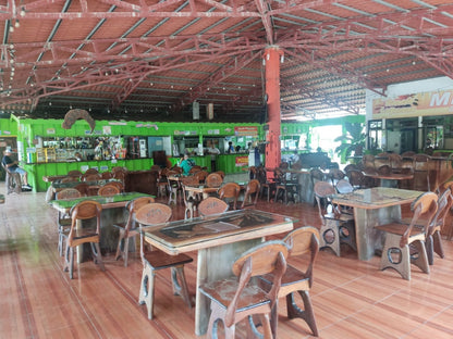 Pavona-Tortuguero Parking Lot.