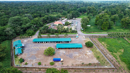 Pavona-Tortuguero Parking Lot