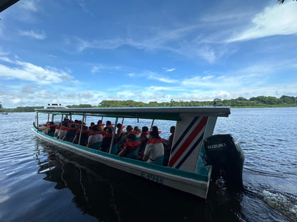 Barco de ida y vuelta Pavona-Tortuguero-Pavona