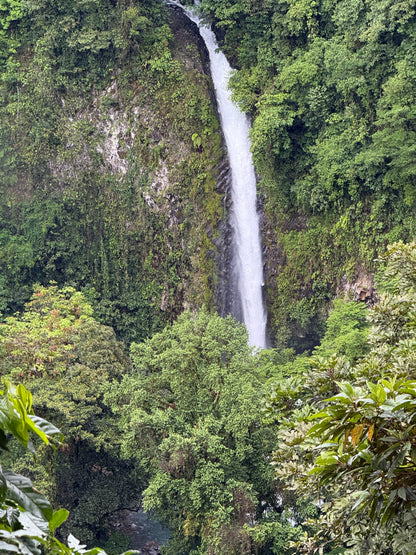 Experiencia en la Catarata La Fortuna